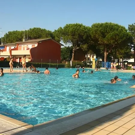 Apartment Modern With Swimming Pools - Beahost *