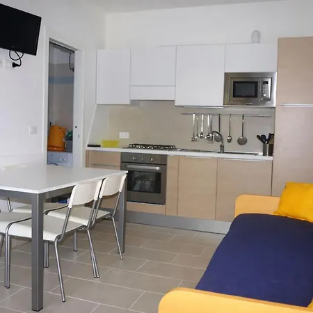 Modern With Swimming Pools - Beahost